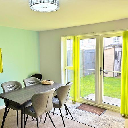 爱丁堡3 Bed House With Parking Near Airport别墅 外观 照片