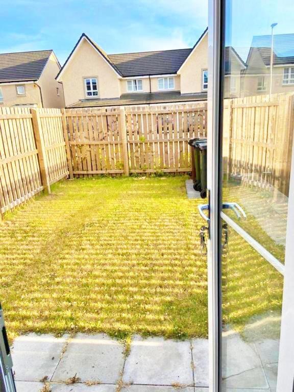 爱丁堡3 Bed House With Parking Near Airport别墅 外观 照片